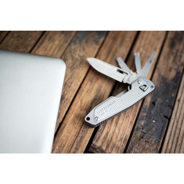 Leatherman FREE T 02