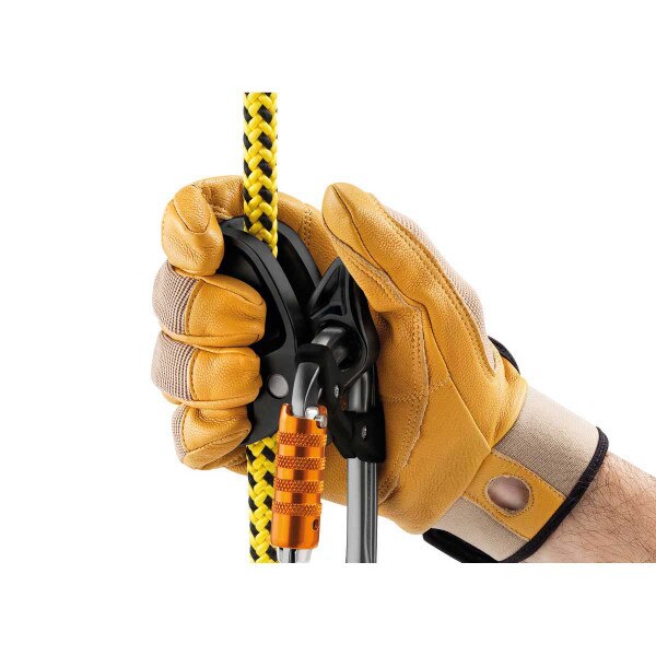 Petzl Microflip Close Up Adjustment