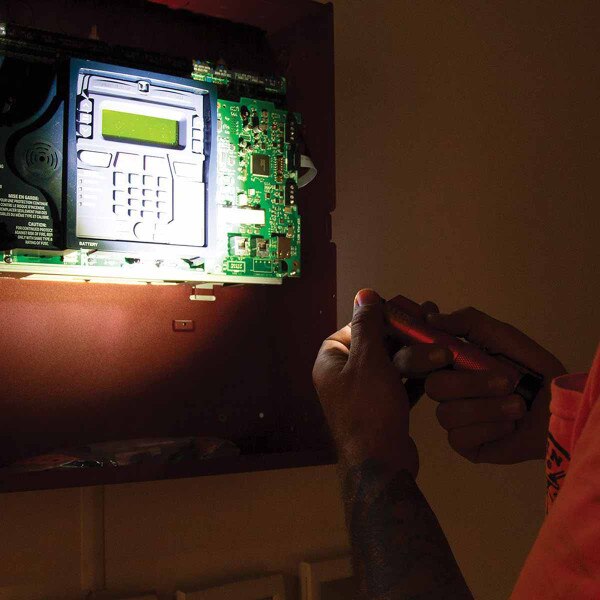 Klein Rechargeable Focus Flash 015